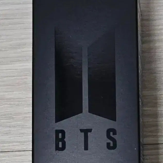 [BUNJANG] BTS ARMY Bomb Keyring Sealed / 방탄소년단 아미밤 키링 미개봉팝니다