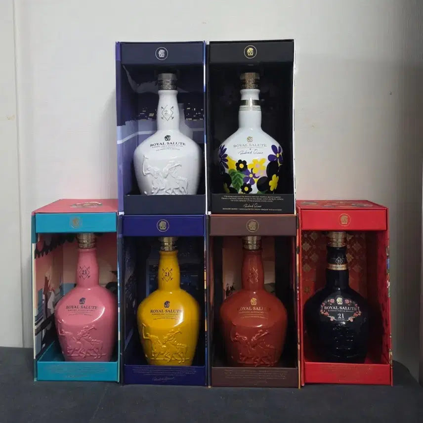 [BUNJANG] Royal Salute 21 Year Old Whiskey Empty Bottles with Cases Bundle / 로얄살루트 위스키 공병 일괄