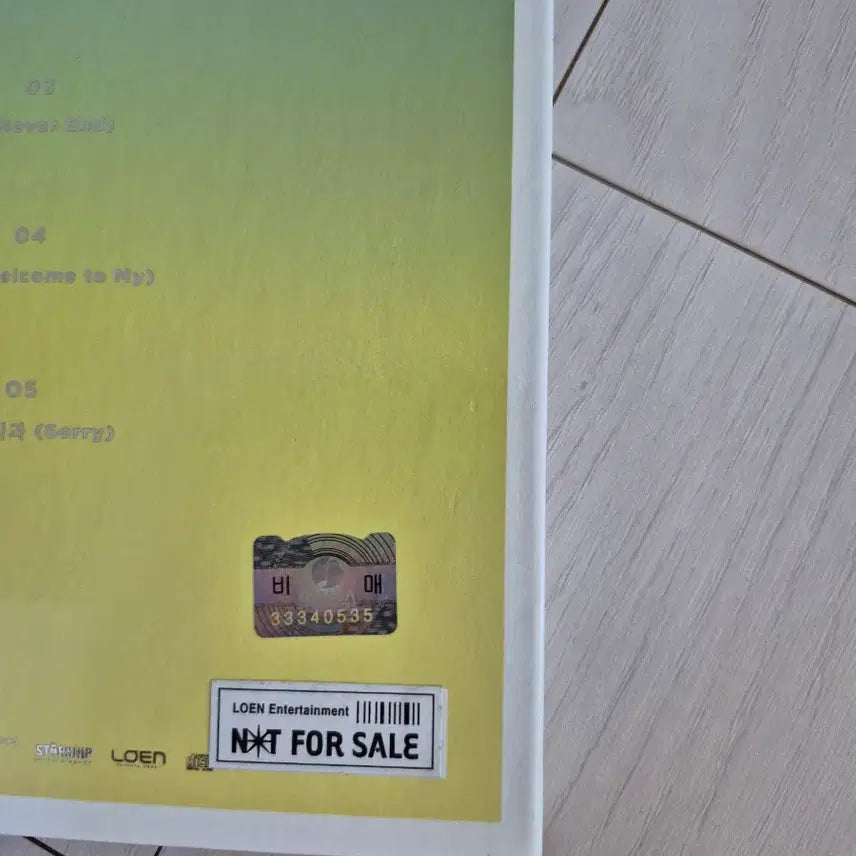[BUNJANG] Boyfriend 5th Mini Album Glitter Signed CD / 친필사인 보이프렌드 5집 미니앨범 CD