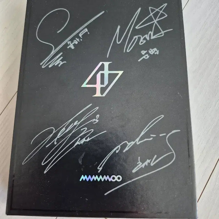 [BUNJANG] Mamamoo 4season Signed Album / 친필사인  마마무 4seasonS 앨범