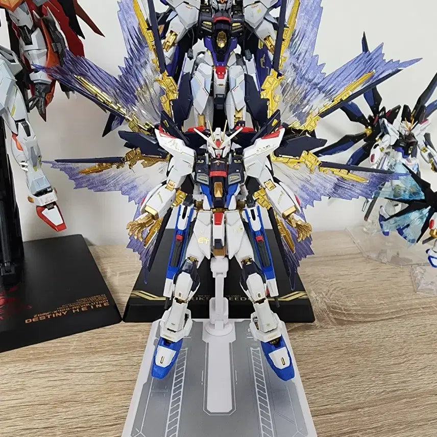 [BUNJANG] RG Destiny Heine Custom Painted, Strike Freedom, Perfect Strike Gundam Set / RG 데스티니 하이네 도색, 스트라이크 프리덤, 퍼펙트 스트라이크