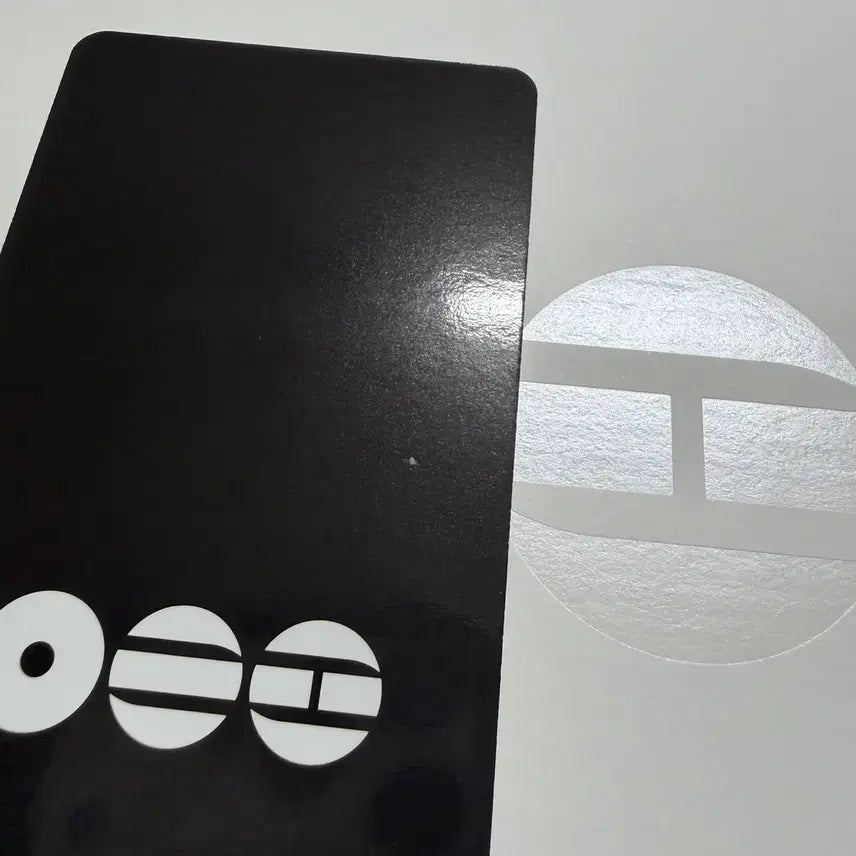 [BUNJANG] BTS V Photocard (Arirang Root Music Target) (Damaged) / 방탄소년단 아리랑 루트인뮤직 타겟 뷔 포카 (하자 있음)