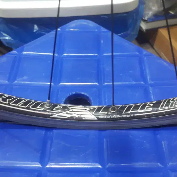 [BUNJANG] Bontrager ZR9000 Wheel (Used) / 중고 본트레거 ZR9000 휠 한짝