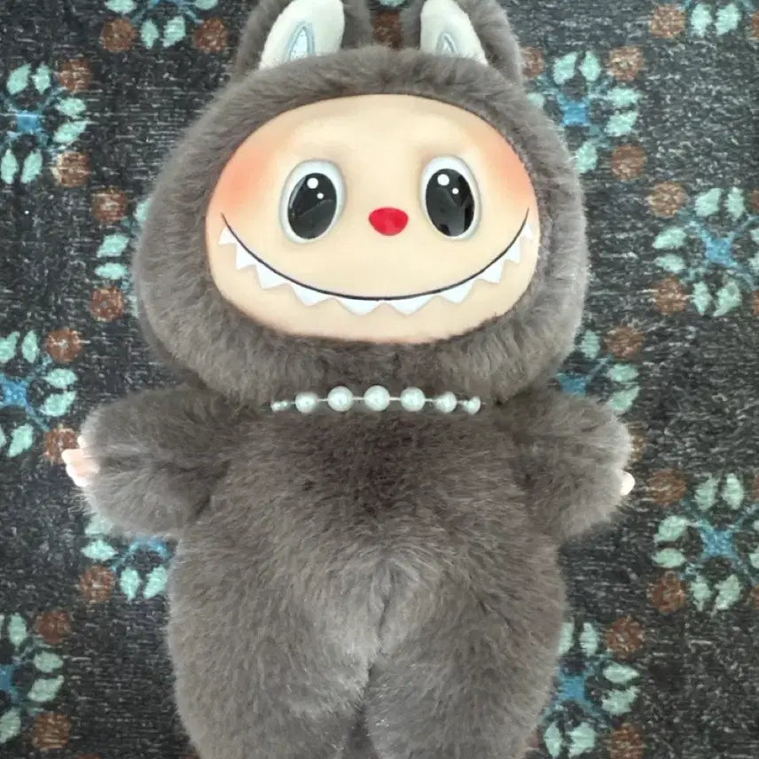 [BUNJANG] Labubu Bat Plush Brown / 라부부 박쥐 인형 브라운