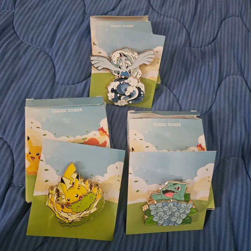 [BUNJANG] Pokemon Metal Badge Set (Lugia, Pikachu, Bulbasaur) - 3 Types / 이삭 포켓몬 금속뱃지 3종 일괄판매 (루기아 피카츄 이상해씨)