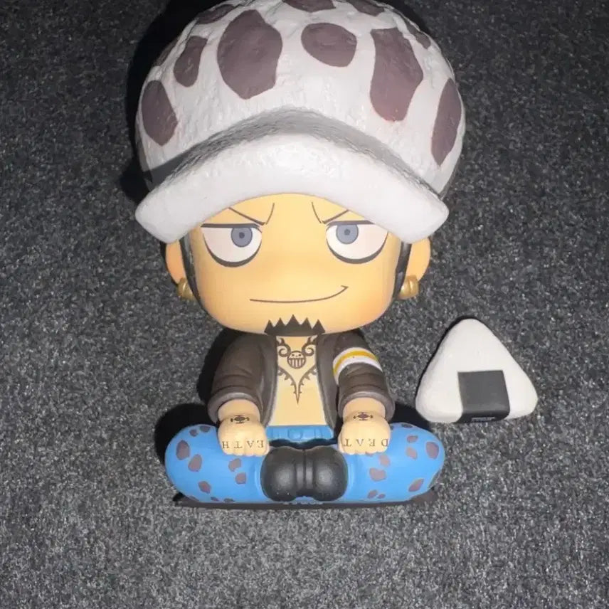 [BUNJANG] One Piece Trafalgar Law Look Up Special Feature Included / (특전 포함)원피스 트라팔가 로우 룩업