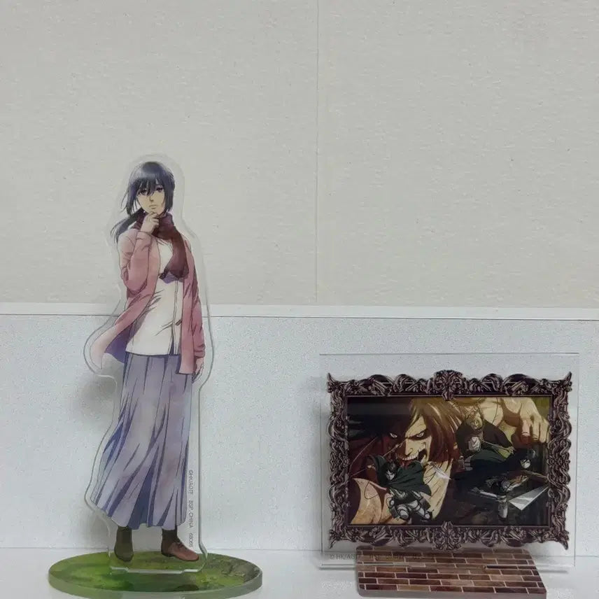 [BUNJANG] Attack on Titan Mikasa Ackerman Framed Acrylic Stand Bundle / [진격의 거인] 미카사, 액자 아크릴 스탠드 일괄 (단순전시)