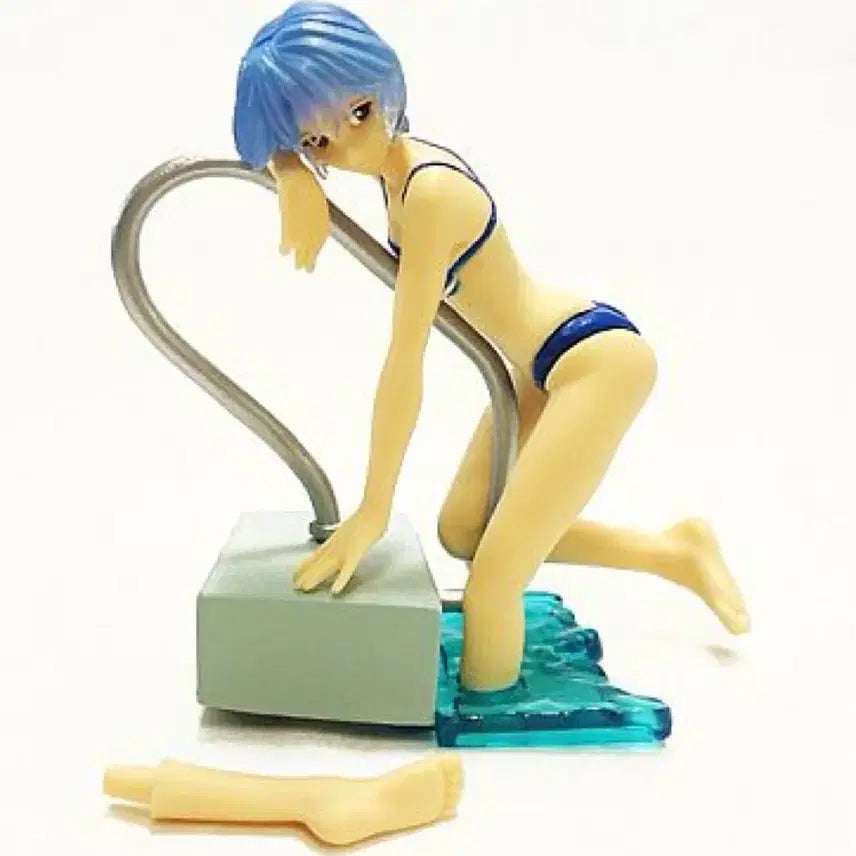 [BUNJANG] Evangelion Rei Ayanami Seaside Classic Figure (Bandai, 2006-2007) / [백룸코어.초레어.즉시배송] 에반게리온 레이 비치사이드 수영복 고전피규어