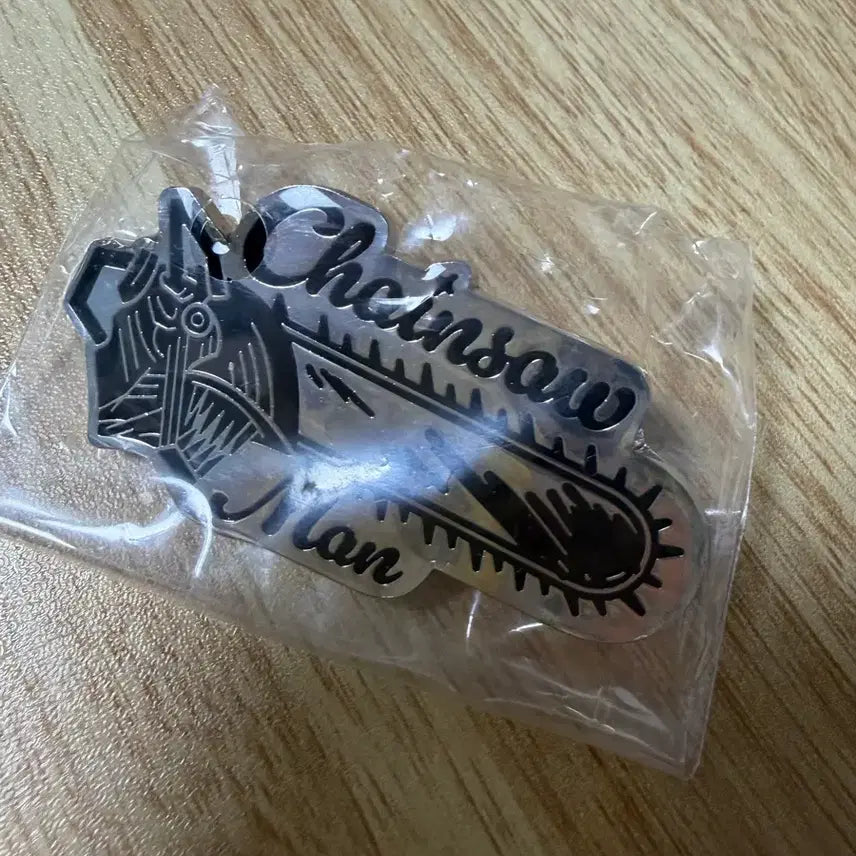 [BUNJANG] Chainsaw Man Motif Pin Badge (Sealed) / 체인소맨 모티브 핀뱃지 미개봉