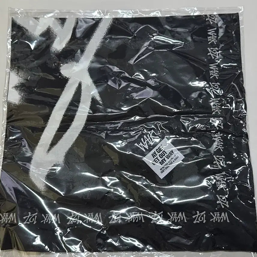 [BUNJANG] NCT 127 Bbyeokdeok Bandana / NCT 127 삐그덕 반다나 BANDANA