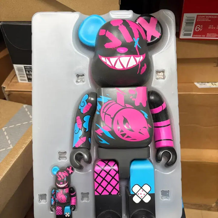 [BUNJANG] Bearbrick League of Legends Jinx 100% &amp; 400% / 베어브릭 리그오브레전드 징크스 100% &amp; 400%