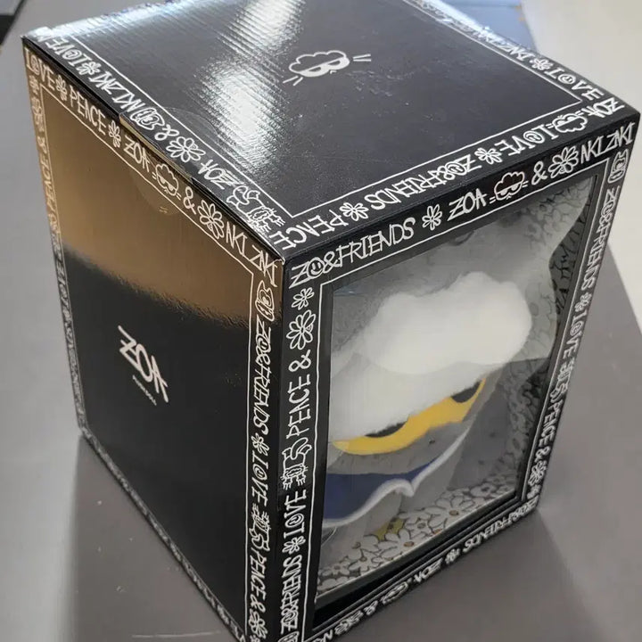 [BUNJANG] ZO&amp;FRIENDS GD Doll (Sealed Full Box) / [미개봉 풀박스] ZO&amp;FRIENDS - GD인형