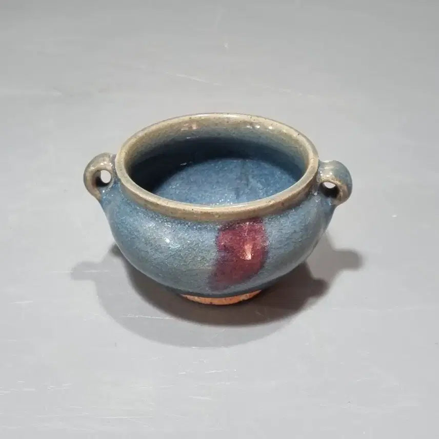 [BUNJANG] Song Dynasty Jun Ware Celadon Glazed Tripod Censer with Red Glaze Spotting / 송균요 홍반 양이로