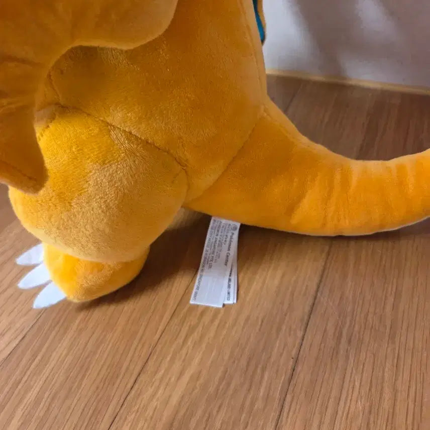 [BUNJANG] Pokemon Center 2019 Charizard Plush Doll / 2019 포켓몬센터 OA 리자몽 인형