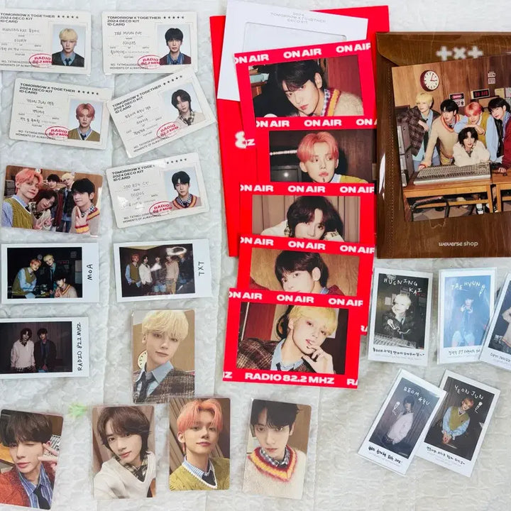 [BUNJANG] TXT 2024 Deco Kit Photocard Bundle Set / 투모로우바이투게더 2024 데코키트 포토카드 앨범 포함
