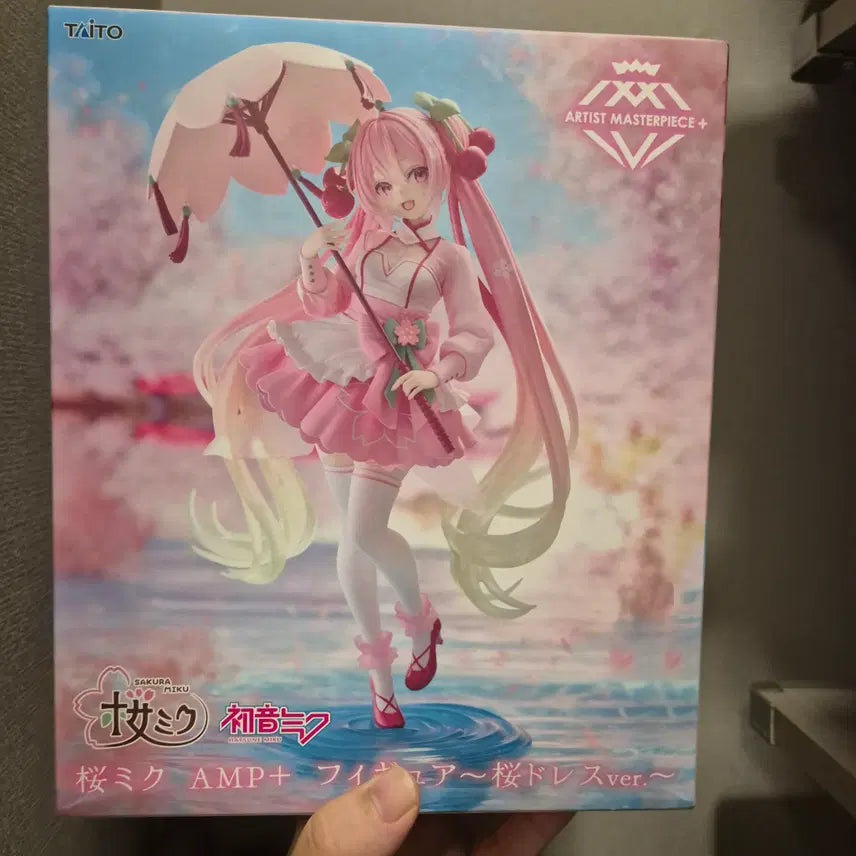 [BUNJANG] Taito Sakura Miku Cherry Blossom Figure (Sealed) / 타이토 사쿠라 미쿠 벚꽃 피규어(미개봉) 판매합니다.