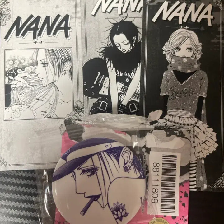 [BUNJANG] NaNa Lucky Draw Set + Badge Bundle / 나나 투니크 특전 3종 ,캔뱃지 일괄