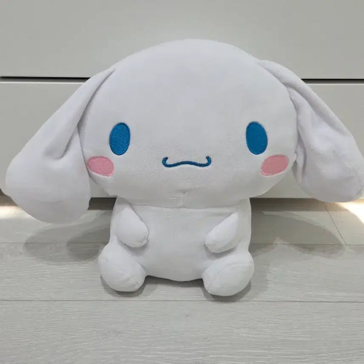 [BUNJANG] Sanrio Cinnamoroll Plush Doll / 산리오 시나모롤 인형