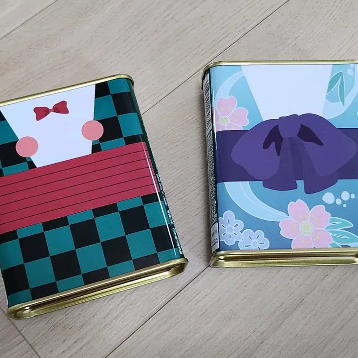 [BUNJANG] Demon Slayer: Kimetsu no Yaiba Sakuma Drops Candy Empty Tin - Tanjiro &amp; Inosuke (Unsealed) / [일괄]귀멸의칼날 귀칼유곽 사쿠마드롭스 캔디 미개봉 공병 탄지로 이노스케
