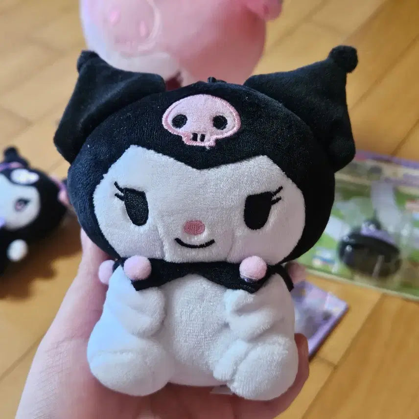 [BUNJANG] Kuromi Doll, Lightstick, Acrylic Keyring, Toy Bundle / 쿠로미 인형,응원봉,아크릴,장난감 일괄 판매