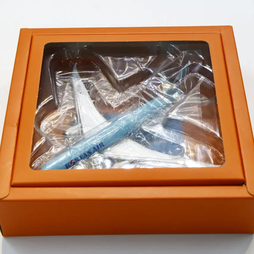 [BUNJANG] JC Wings Korean Air 787-9 1:400 Scale Model / JC Wings EW4789005 대한항공 787-9 1:400