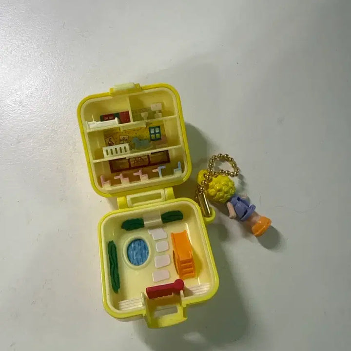 [BUNJANG] Polly Pocket Gacha Yellow Toy Set / 폴리포켓 가챠 노란색
