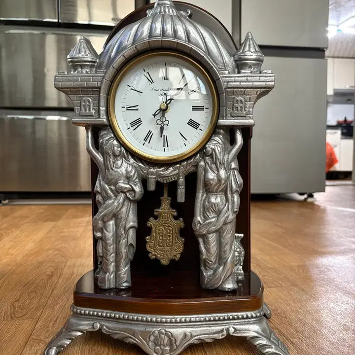 [BUNJANG] Italian Vintage Pewter Castle Table Clock / 이태리 빈티지 탁상시계
