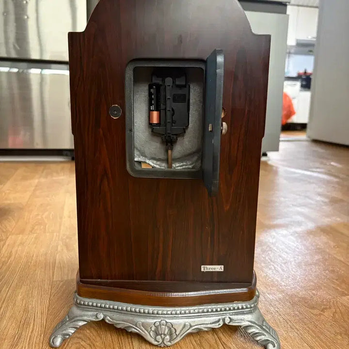 [BUNJANG] Italian Vintage Pewter Castle Table Clock / 이태리 빈티지 탁상시계