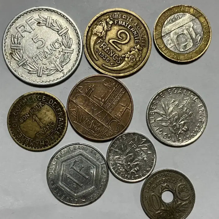 [BUNJANG] French Franc Coin Collection (9 Types) - Featuring Charles de Gaulle &amp; Eiffel Tower / 구권 프랑스 프랑(Franc) 동전 9종 일괄  샤를드골/에펠