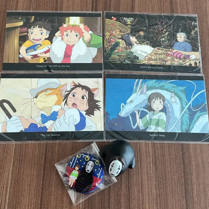 [BUNJANG] Studio Ghibli Postcard Set with Kaonashi Figurine and Embroidered Badge / 지브리 엽서 4장 자수뱃지 가오나시 피규어