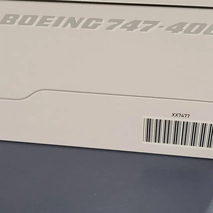 [BUNJANG] JC Wings Korean Air Boeing 747-400 1:200 Scale Model Airplane / JC Wings 대한항공 보잉 747-400 1:200 모형비행기 팝니다