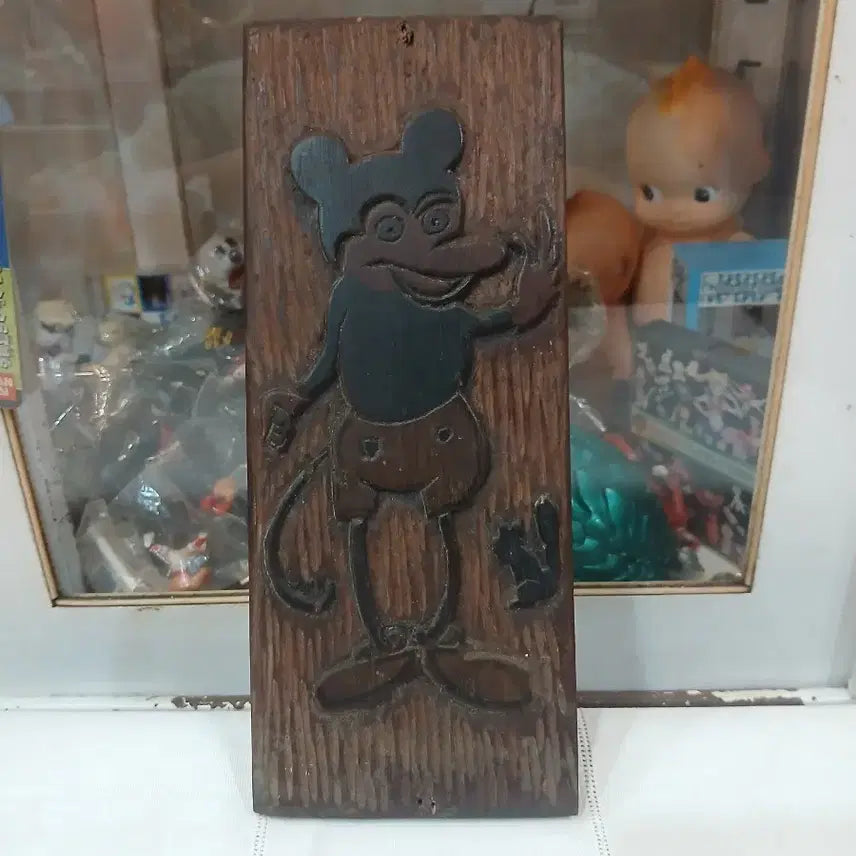 [BUNJANG] Vintage Mickey Mouse Wood Carving Wall Plaque / 빈티지 미키마우스 나무조각
