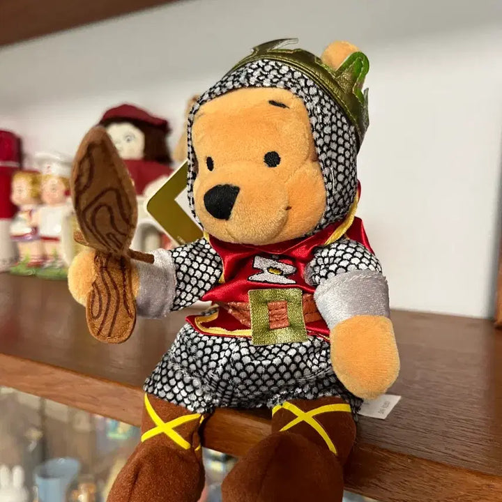 [BUNJANG] Disney Vintage Winnie the Pooh Knight Plush Doll 2001 / 레어)디즈니 빈티지 곰돌이푸 기사도 인형 2001년