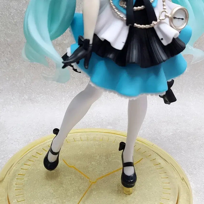 [BUNJANG] Taito AMP Hatsune Miku Figure / 타이토 AMP 앨리스 하츠네 미쿠 피규어