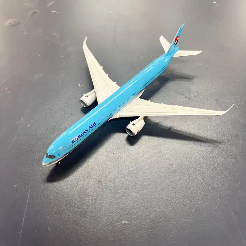 [BUNJANG] NG Models Airbus A350-1000 Model Airplane / NG Models 에어버스 A350-1000 모형비행기 팝니다