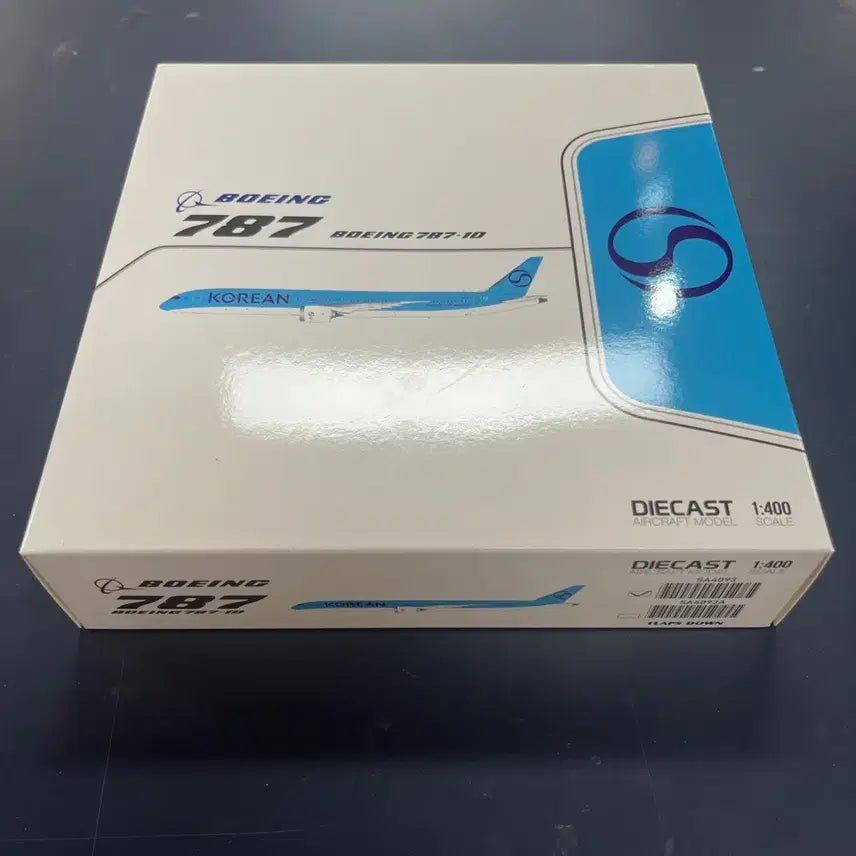 [BUNJANG] JC Models Boeing 787-10 Korean Air Airplane Model / JC Models 보잉 787-10 대한항공 비행기모형