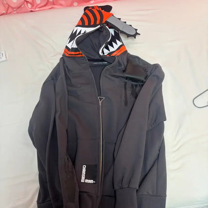 [BUNJANG] Chainsaw Man Denji &amp; Reze Limited Edition Pop-up Official Hoodie / 체인소맨 레제팝업 한정판 공식 후드집업 덴지 포치타
