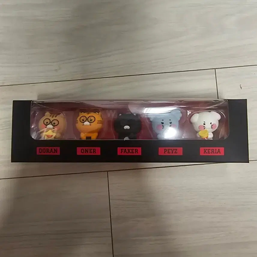[BUNJANG] T1 Kakao Friends Mini Figure Set (Sealed) / [미개봉]T1 카카오프렌즈 피규어 세트  T1 티원