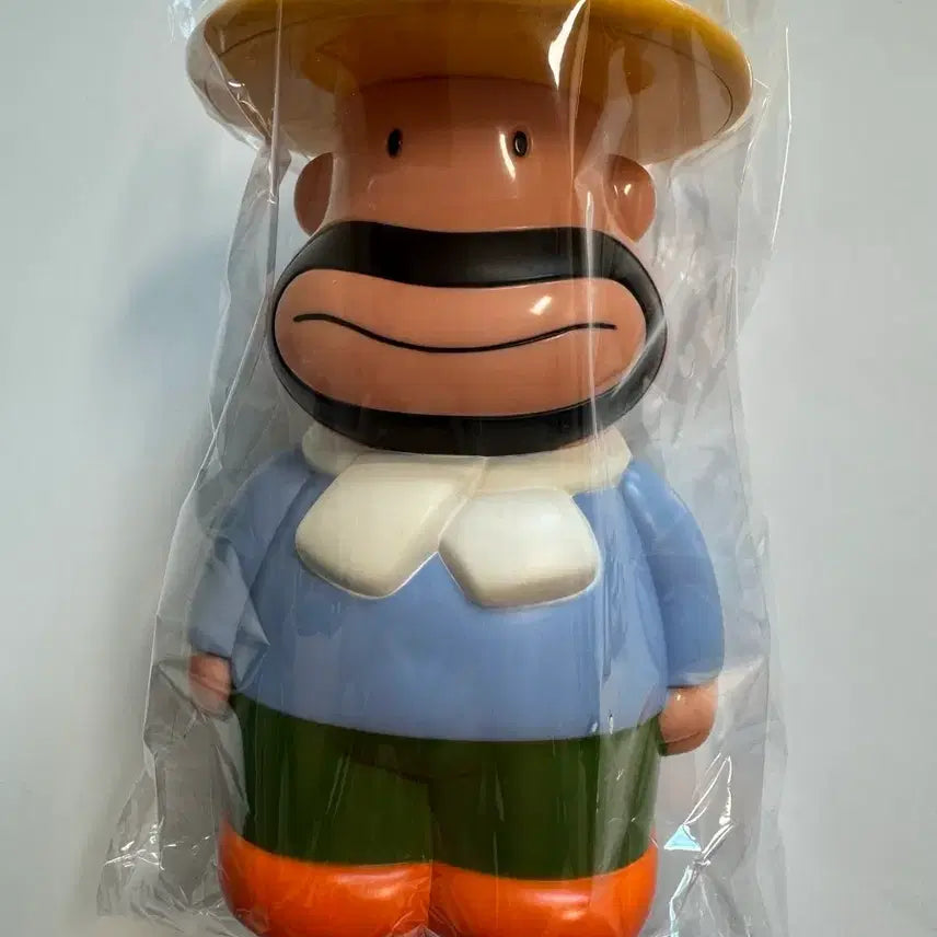 [BUNJANG] Uncle Cal Piggy Bank 15cm / 칼아저씨 저금통 15cm