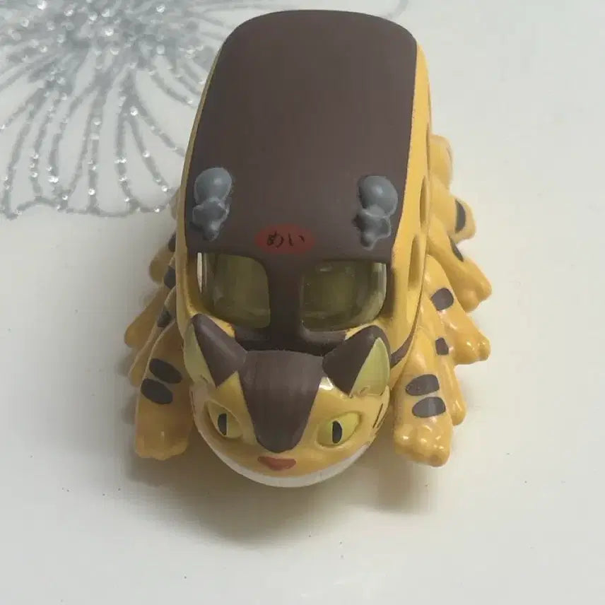 [BUNJANG] My Neighbor Totoro Catbus Figure / 토토로 고양이 버스 피규어