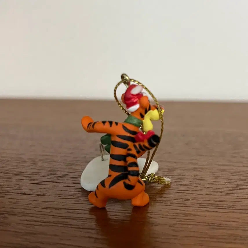 [BUNJANG] Vintage Disney Winnie the Pooh &amp; Tigger Christmas Ornament / 빈티지 디즈니 곰돌이푸 티거 크리스마스 오너먼트