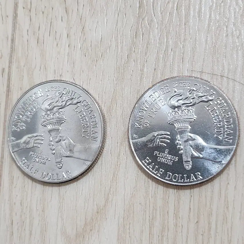 [BUNJANG] United States 1776-2026 Commemorative Coin (2-Piece Set) / .건국250주년기념주화.미국 1776-2026 기념주화 2개