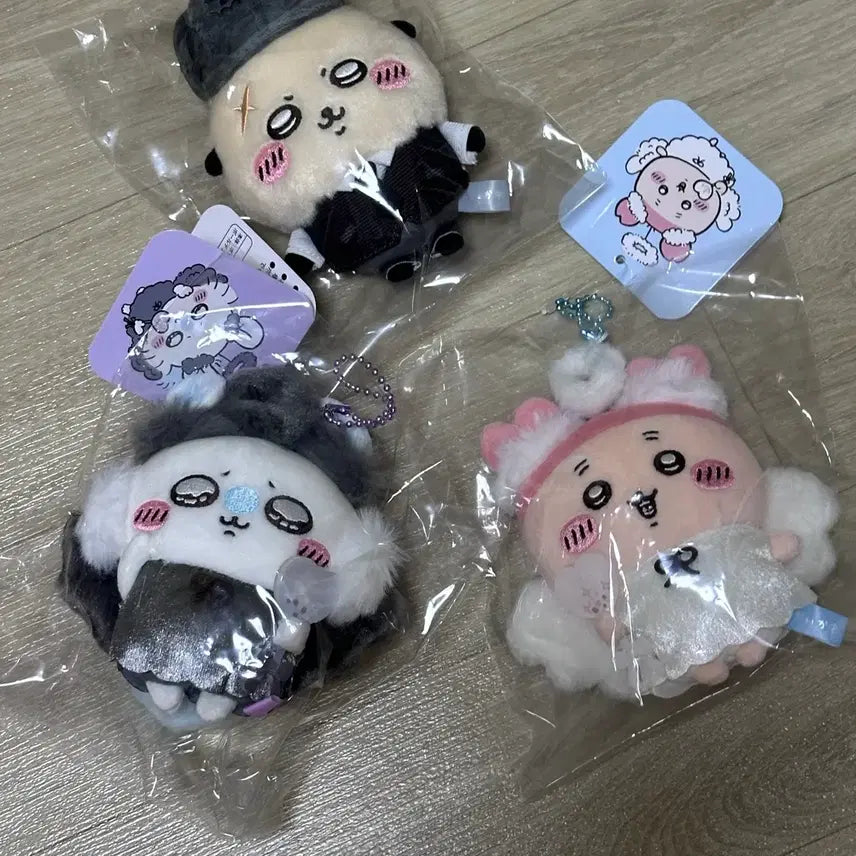 [BUNJANG] Chiikawa Market 2025 Halloween Mascot Bundle (Angel Kani, Demon Momonga, Racco) / 치이카와마켓 2025 할로윈 천사 카니 악마 모몽가 랏코 마스코트