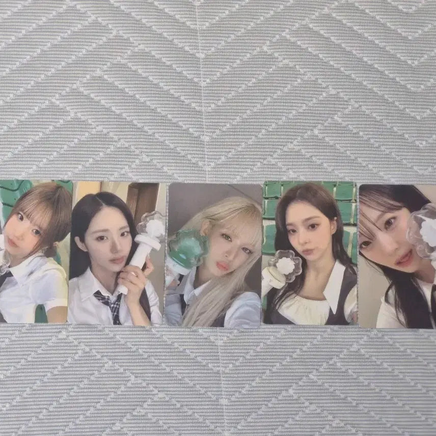 [BUNJANG] fromis_9 Official Lightstick Photocard Bundle Set / 프로미스나인 응원봉 포토카드 5장 일괄