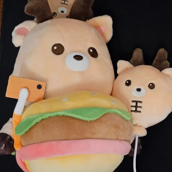 [BUNJANG] RIIZE Sungchan Urakbam 20cm Doll / 우락밤 20cm 리라즈 라이즈 성찬 인형 햄버거