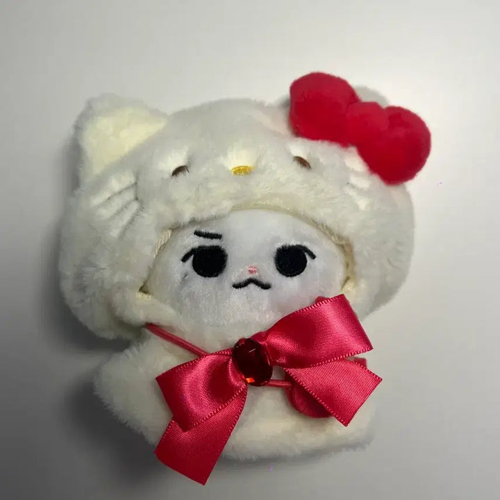[BUNJANG] Sanrio Hello Kitty Doll Clothes Bundle / 웅냥쭌+정품 키티 인형옷 함께 팔아요!