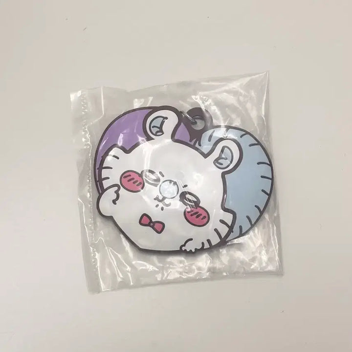 [BUNJANG] Cheekawaii Heart Rubber Mascot (Momonga) / 치이카와 하트 러버 마스코트 (모몽가)