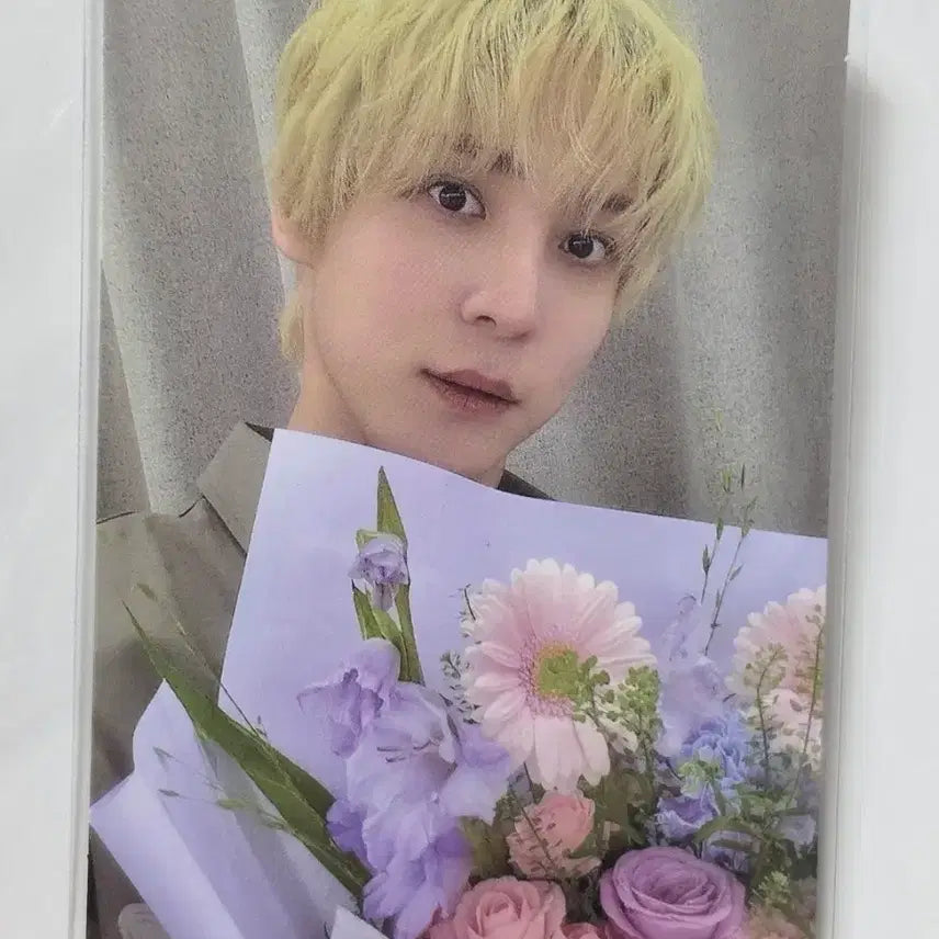 [BUNJANG] ATEEZ Golden Hour Part 5 BAD Yunho POB Floral Double-Sided Photocard / 에이티즈 골든아워 part.5 BAD 윤호 미공포 꽃다발 양면