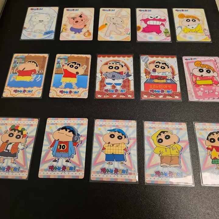 [BUNJANG] Crayon Shin-chan Card Set (35 cards) with Chewy Yellow Cheese Chips / 짱구는 못말려 카드 35장 + 촉촉한 황치즈칩