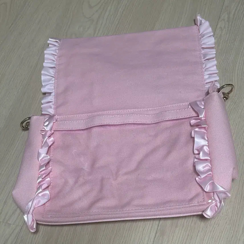 [BUNJANG] Jacamat Frill Ita Bag / 자카마트 프릴 이타백